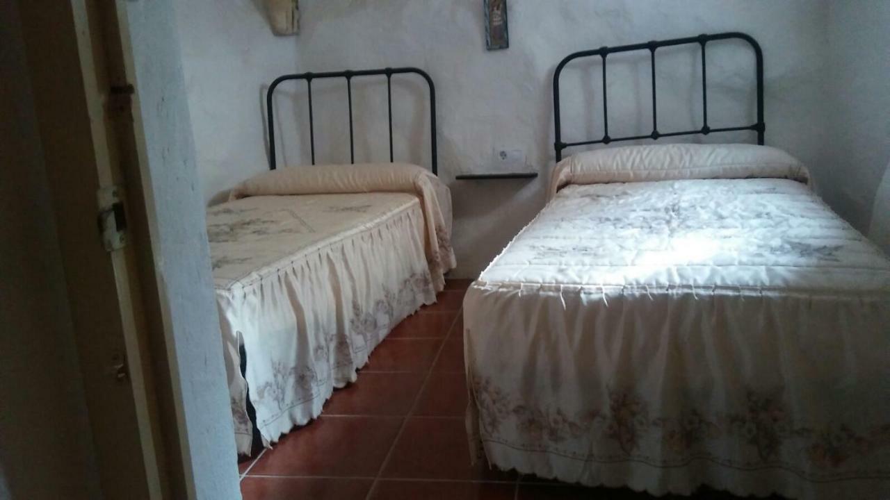 Pensjonat Cueva Rural La Noguera Pegalajar Zewnętrze zdjęcie